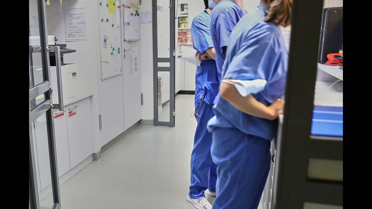 Erste Hirn-Operationen mit Roboter an Cottbuser Uniklinik