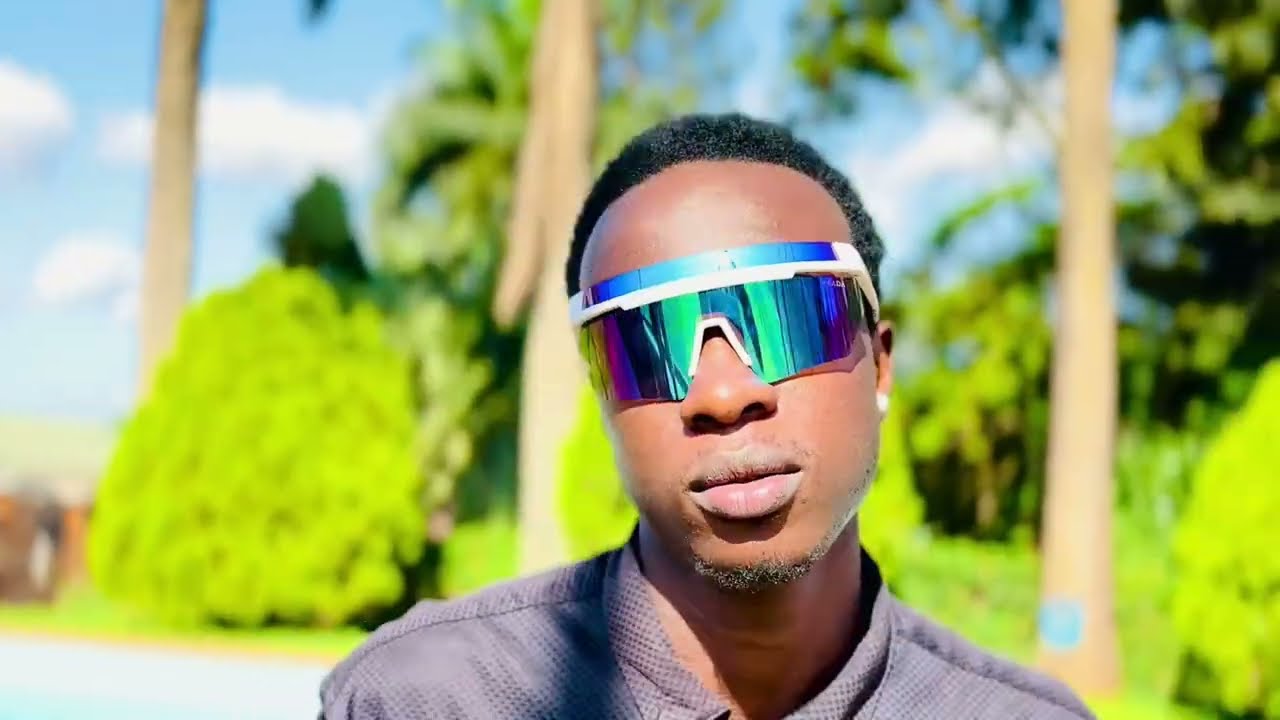 Kelly Fobz - Veneta ft. Ricky Collynz video coming soon