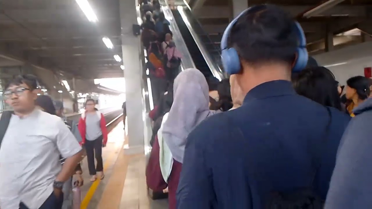 Kuliah di Jakarta, Rumah di Subang | Vlog Mahasiswa Budget 20 Ribuan