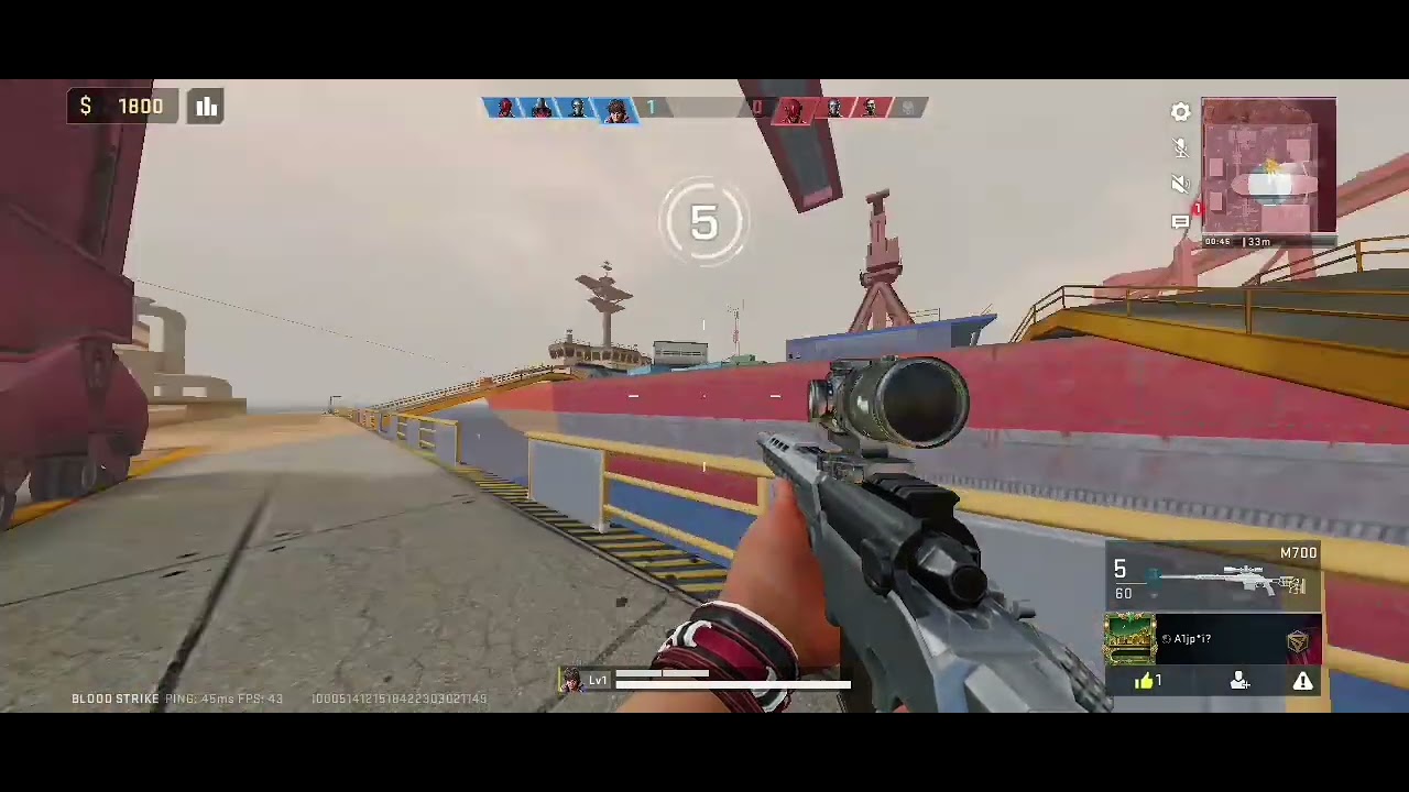 Jugando blood strike con mi raza