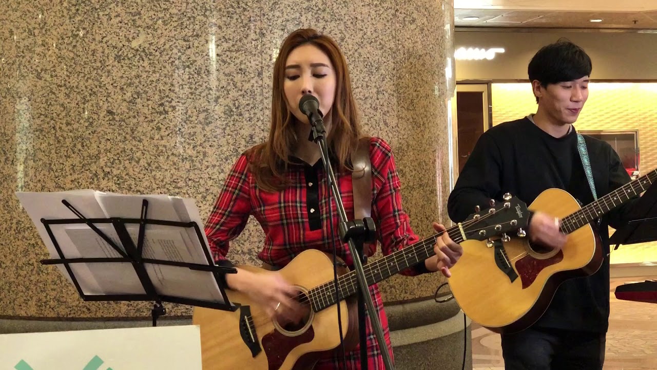 180213 Pre V-Day Busking - 愛是最大權利