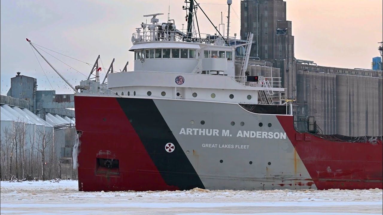 Arthur M. Anderson - Historic Steamer Struggles Through the Ice