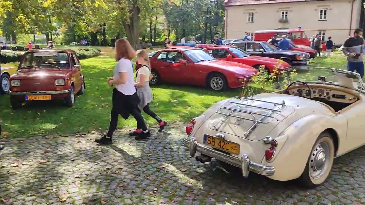 Rajd Pojazd&oacute;w Zabytkowych Bielany 2022