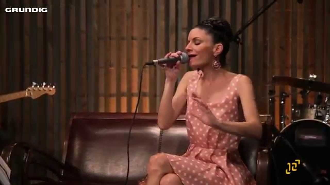 Jehan Barbur - Naz Barı @Akustikhane (2014)