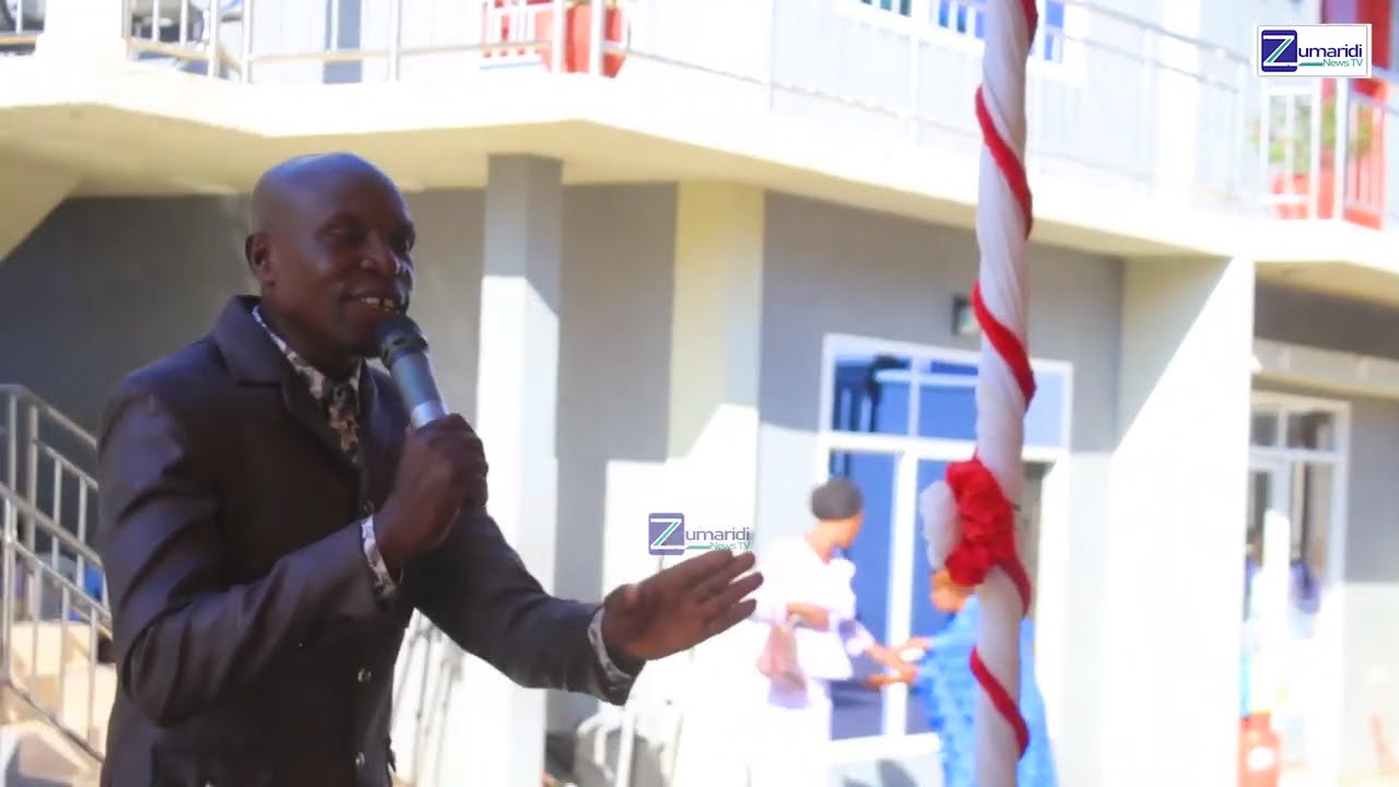 AWAANDAA kupokea surprise kutoka kwa Mfalme ZUMARIDI