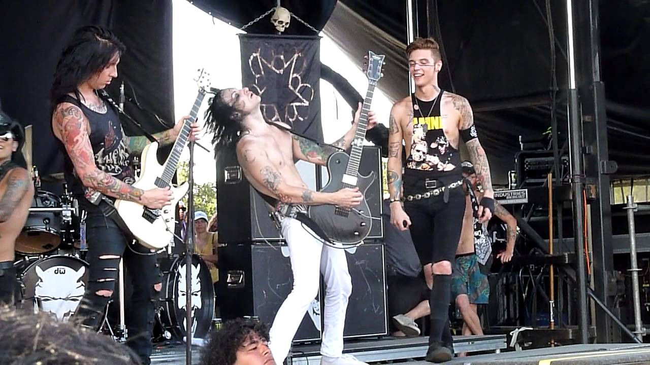 Black Veil Brides - Fallen Angels - Live 8-3-13 Vans Warped Tour