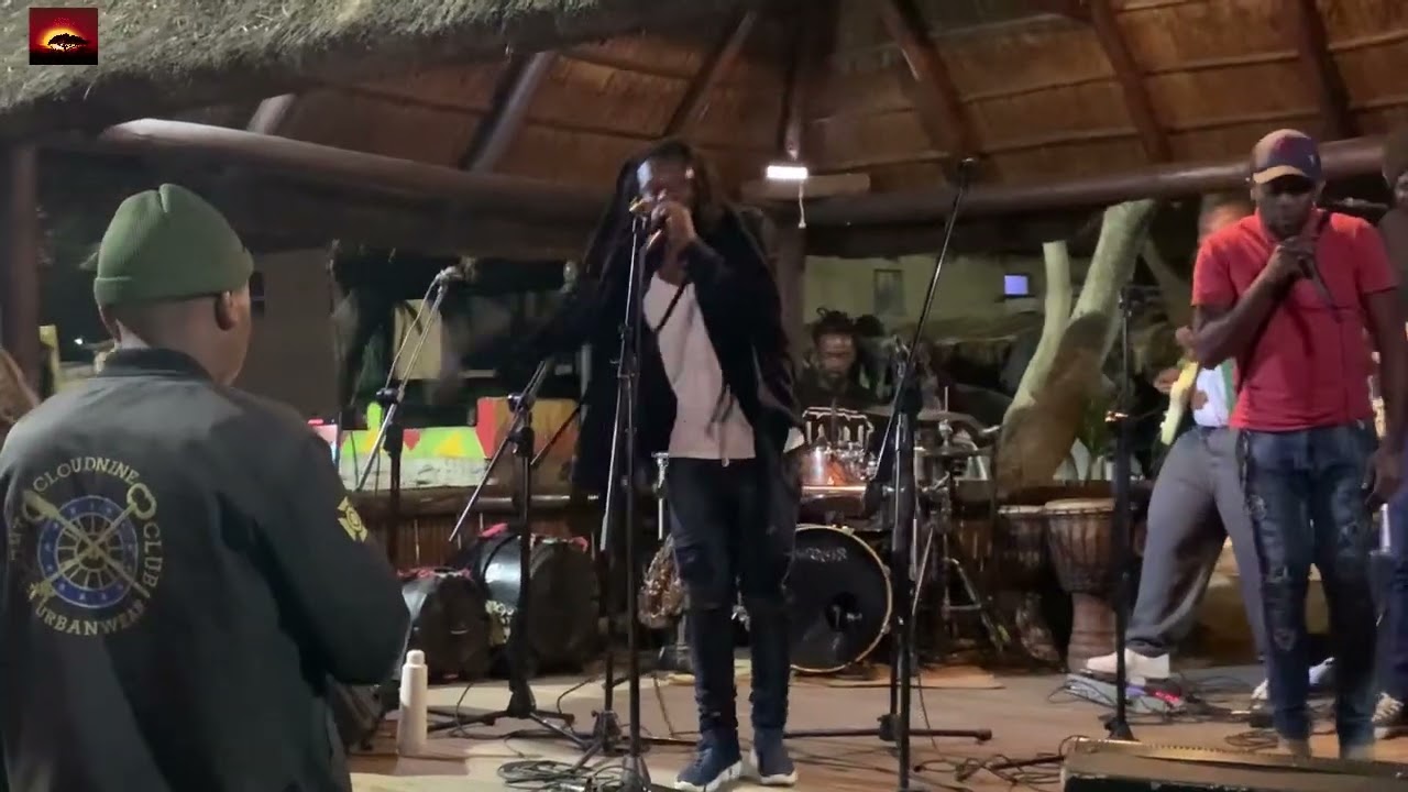 Siya Shezi Freestyle: VIP & Slenda Medley - Sawubona Music Stokvel