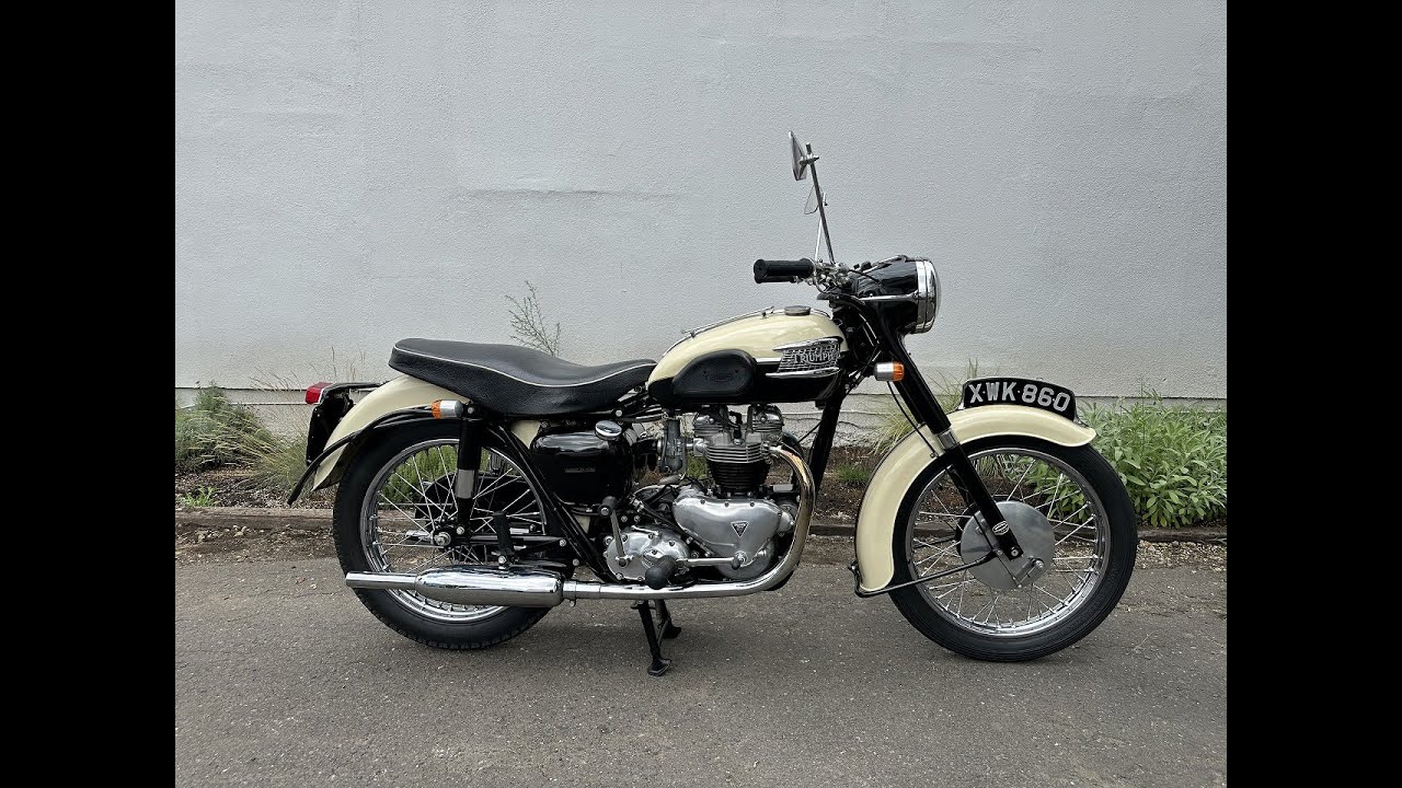 1959 TRIUMPH T110