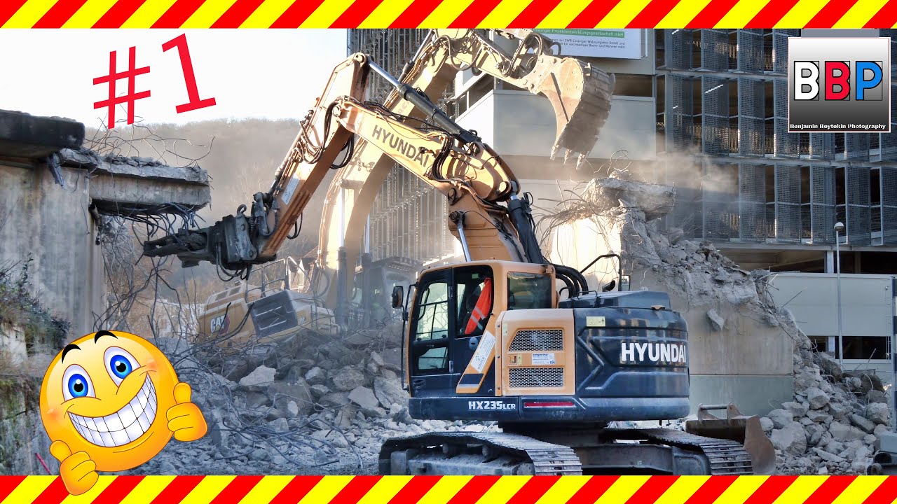 CAT 352 Next Gen. & Hyundai HX235LCR, Brückenabbruch in Esslingen, 21.12.2021. #1