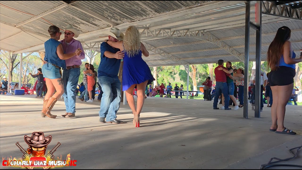 Bosque de Aldama Cumbias Pa Empezar El Show de Domingo!