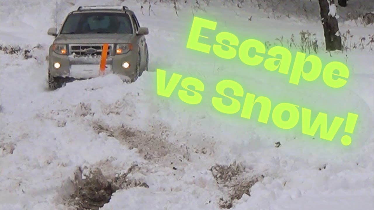 Ford Escape Conquers Off-road Snow Wheeling