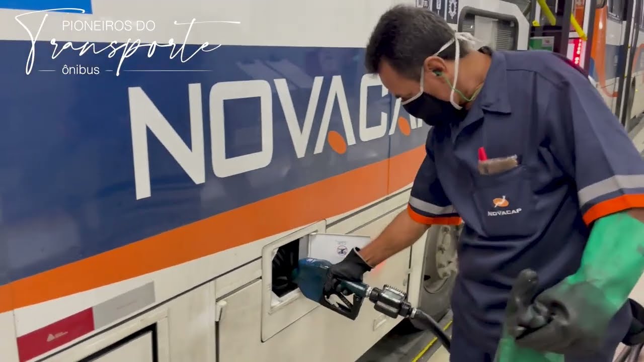 VOCÊ SABE O QUE ROLA NAS GARAGENS DOS ÔNIBUS TODAS AS  NOITES?