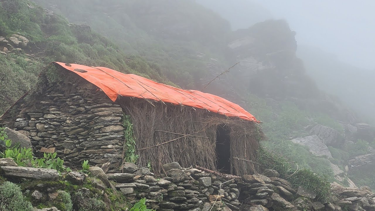 The Real Nepali Himalayan village Life  into Rain | Beautiful Nature With Rural Documentary Village 