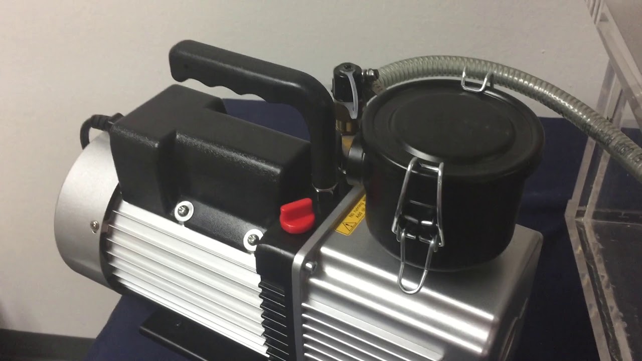 rotary vane pump with oil mist filter