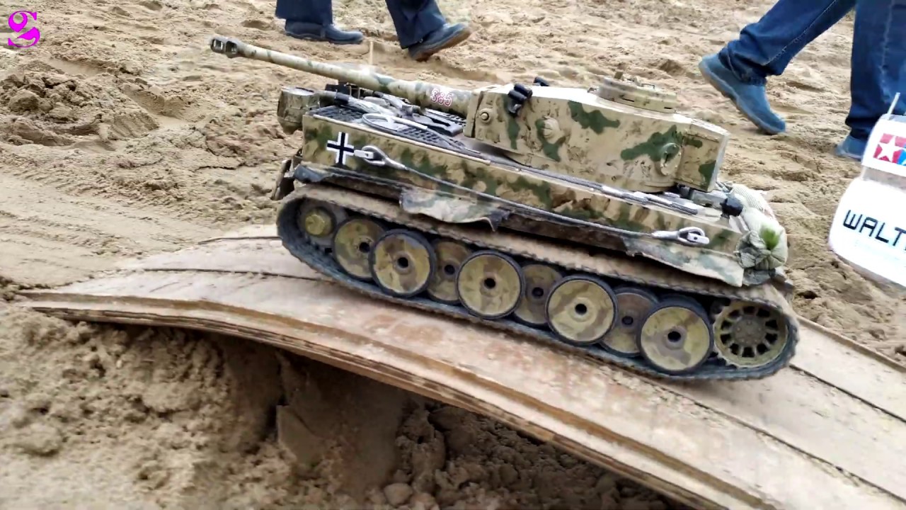 RC Tank 1:16 Taigen German Tiger 1  on the poligon