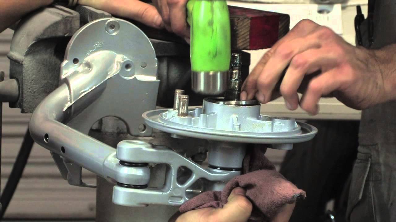 Vespa P200 Fork Rebuild