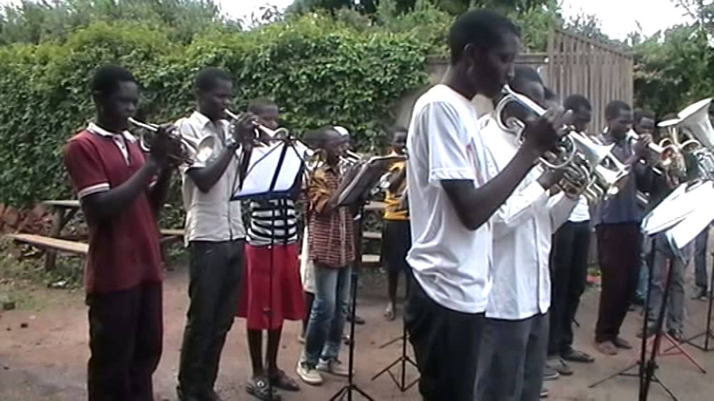Castell Coch played by Mbale Schools Band