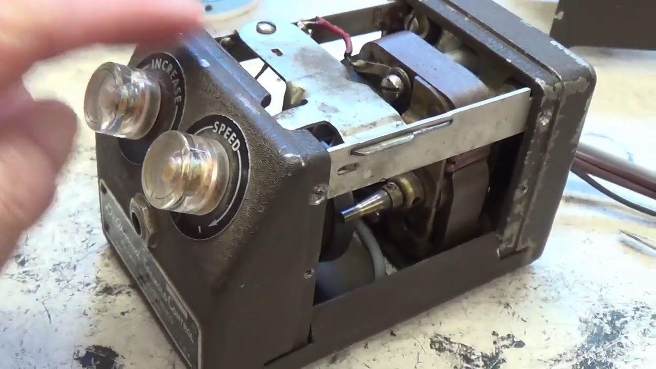 1940's DeArmond Electromechanical Tremolo Unit.....DeAd on DeLivery !!!