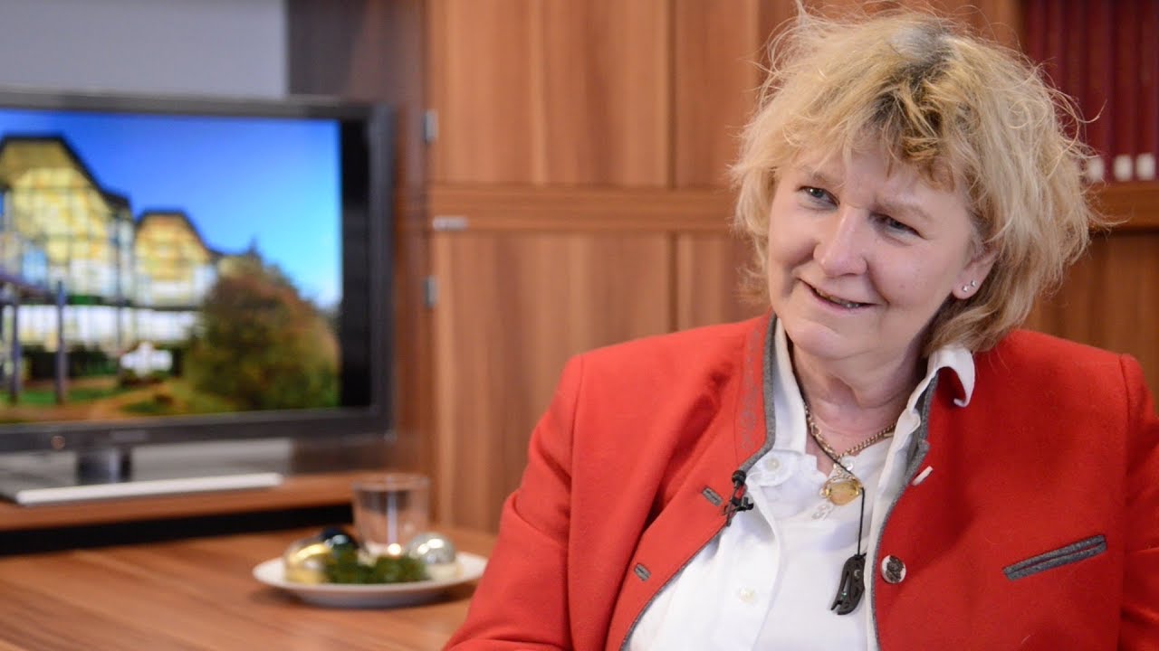 Prof. Brohm-Badry zu Weihnachtsstress und Glück im Neuen Jahr