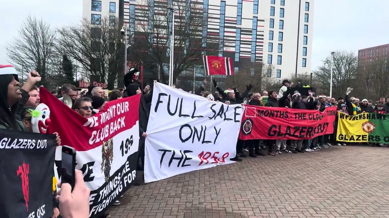 United Fans Protest #manchesterunited#premierleague#football #mufc #uk #india#kerala#sports#matchday