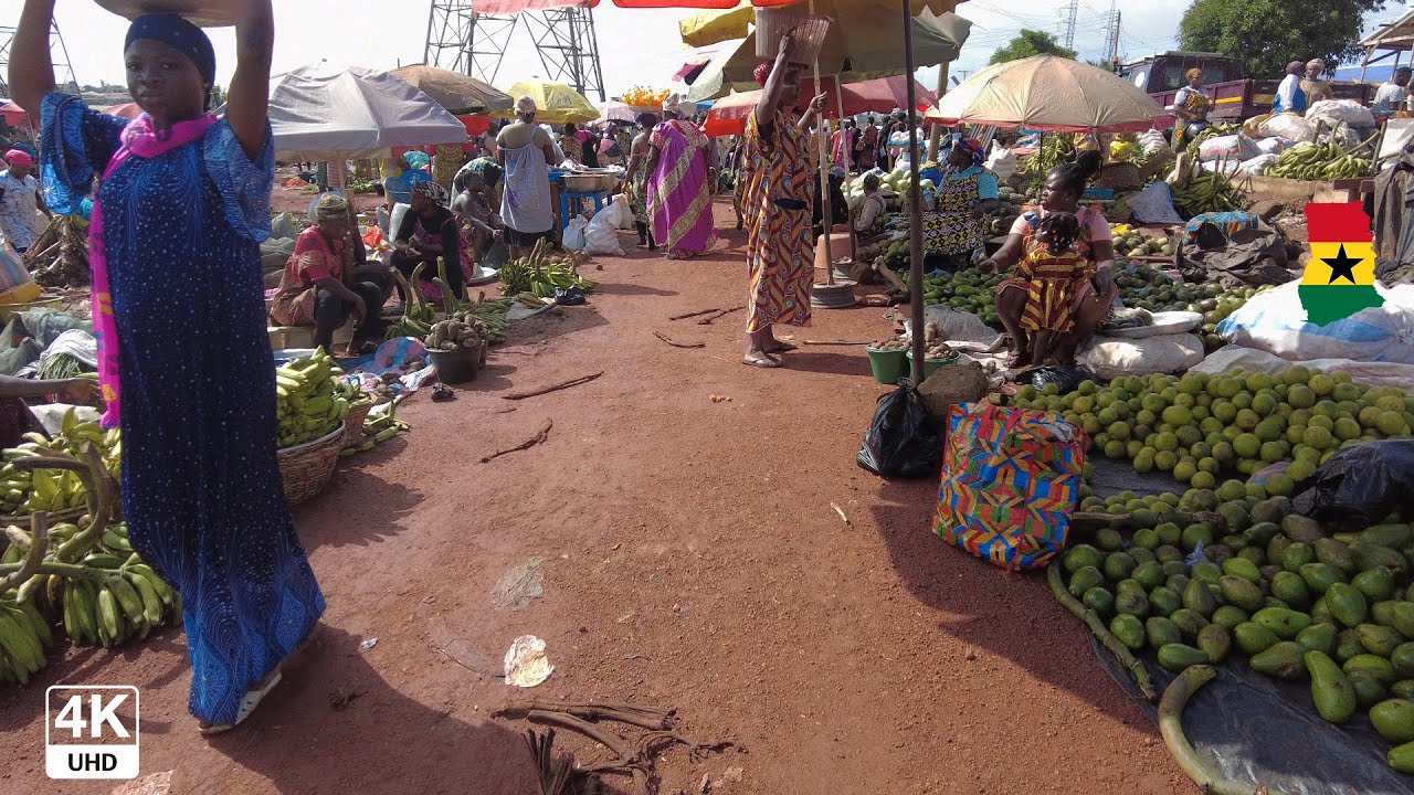 Buying Foodstuffs from Sunyani Wednesday Market in Ghana 4K