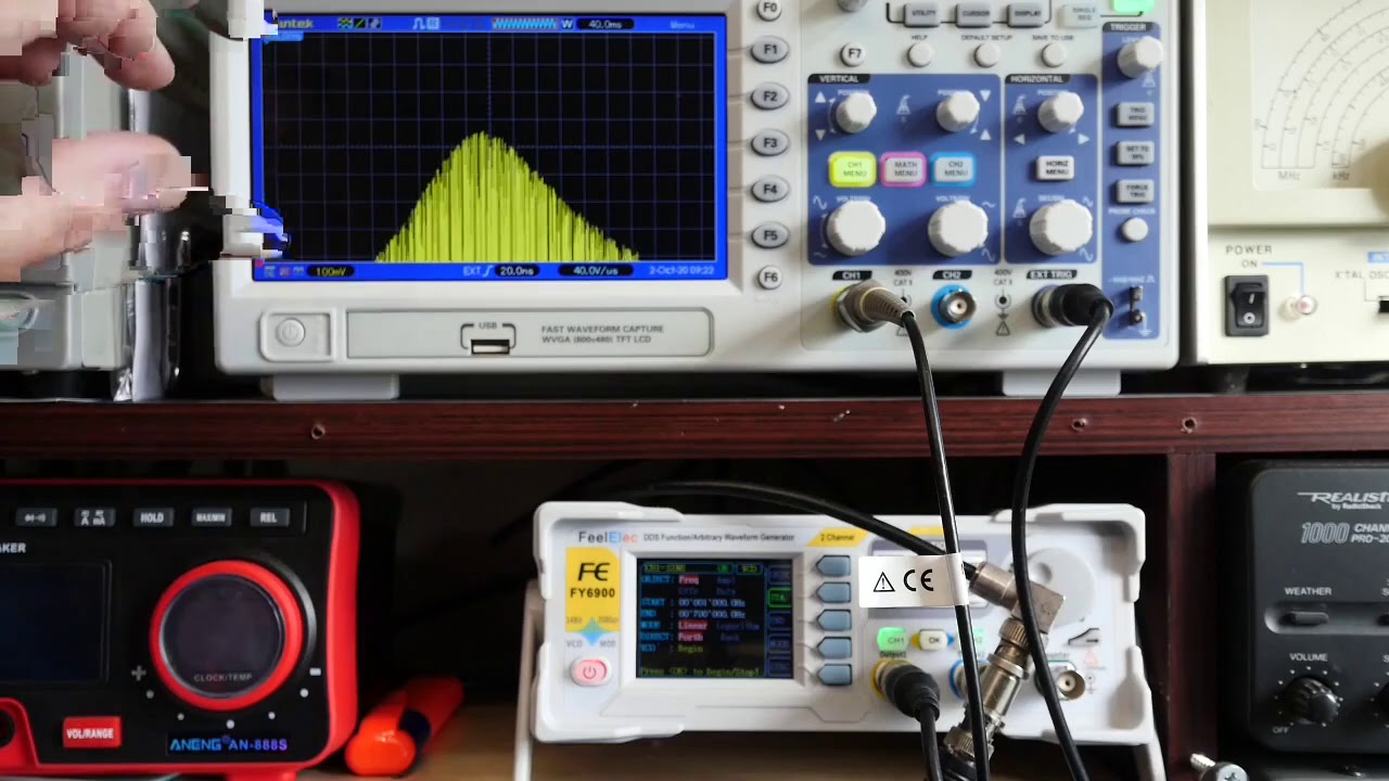 Bode plots with a Hantek DSO5102P and Feelelec FY6900