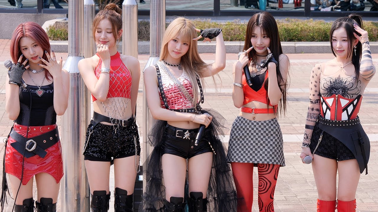 WOOAH (우아) 포토타임+퇴장｜'POM POM POM' 뮤직뱅크 미니팬미팅 240628