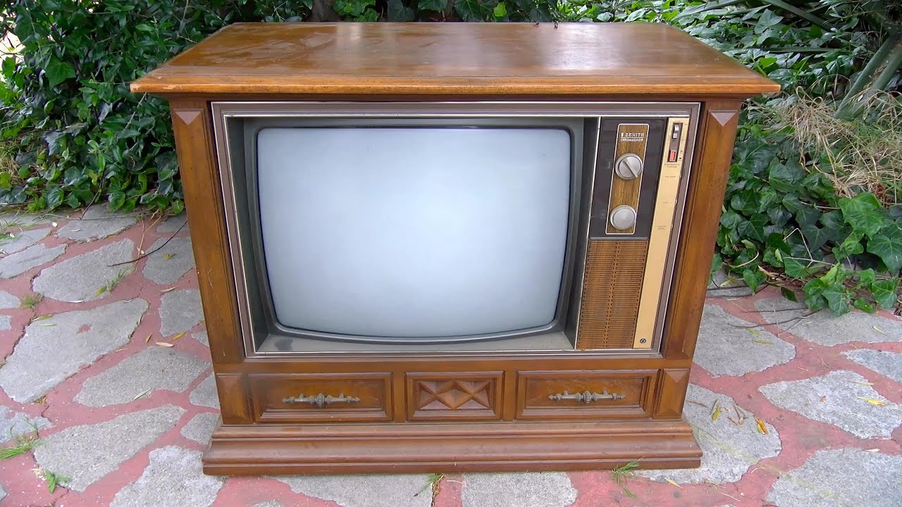 Zenith Chromacolor 1973 Color Console 4 Tube Hybrid Television Analysis