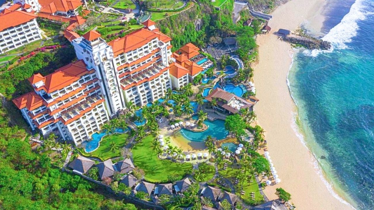 The Hilton Bali Resort | LUXURY Hotel Sea Views in Nusa Dua (Full Tour 4K)