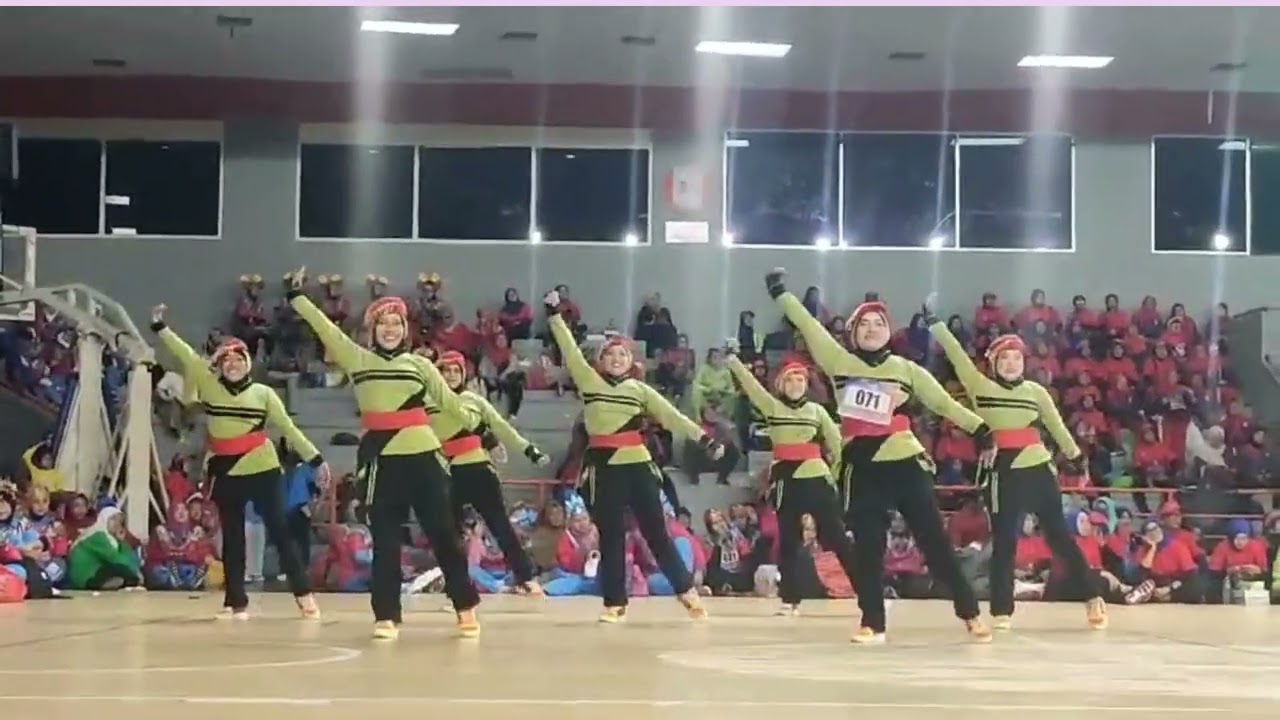Juara 1 Senam  Kreasi Kicir- kicir Se - DKI Jakarta