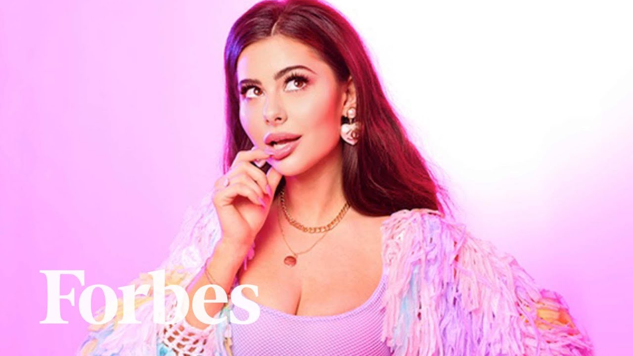 How Azzyland Went From Being The 'Poor Kid' In School To One Of YouTube's Top Female Creators