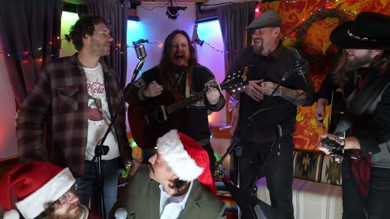 Santa Claus Is Back In Town - Grand Olde Time Holiday Special Finale