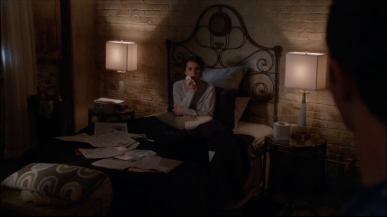 Glee - Kurt catches Rachel looking at Funny Girl Reviews 5x17