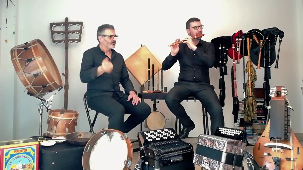 24 Instrumentos Populares Galegos - Suso Vaamonde e Xosé Lois Romero