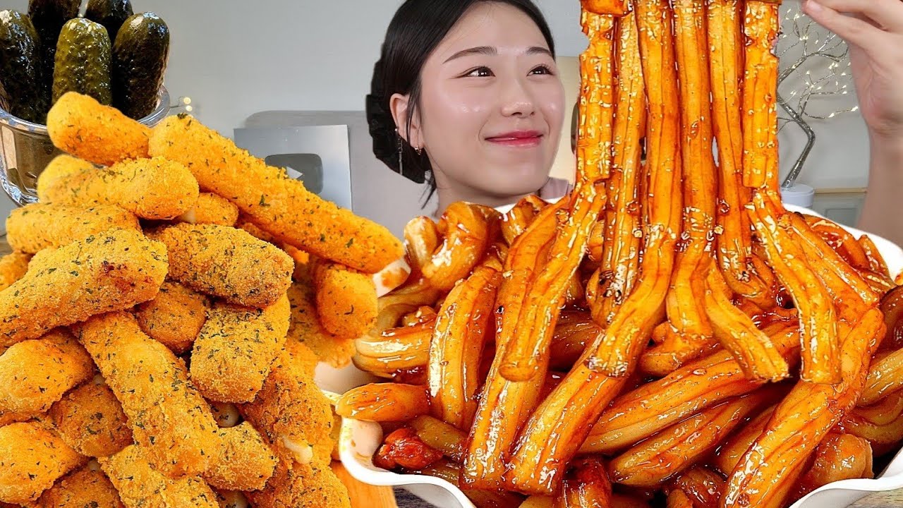 ASMR 분모자당면 왕창 추가한 숯불치킨 뿌링 치즈스틱 리얼먹방 :) Charcoal chicken , Cheese stick MUKBANG