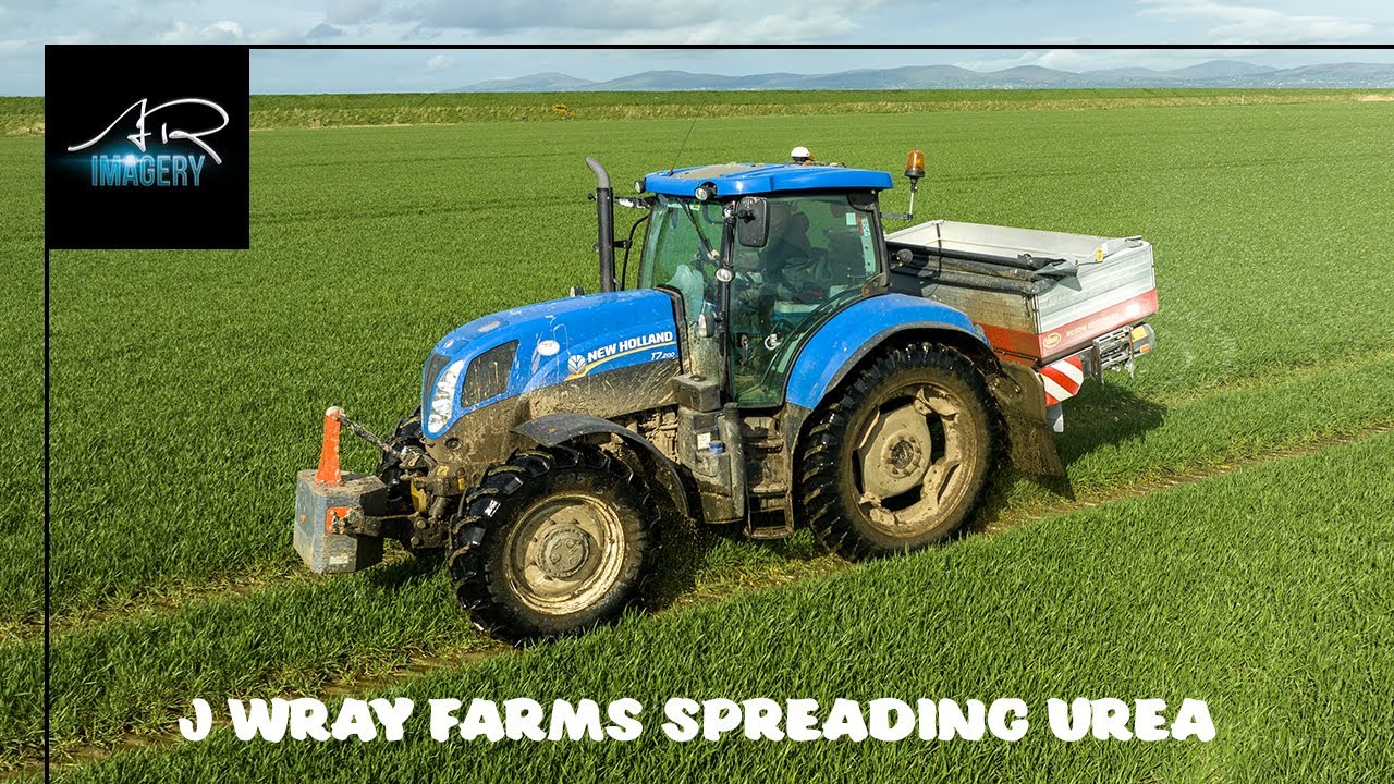J Wray Farms Spreading Urea Fertiliser