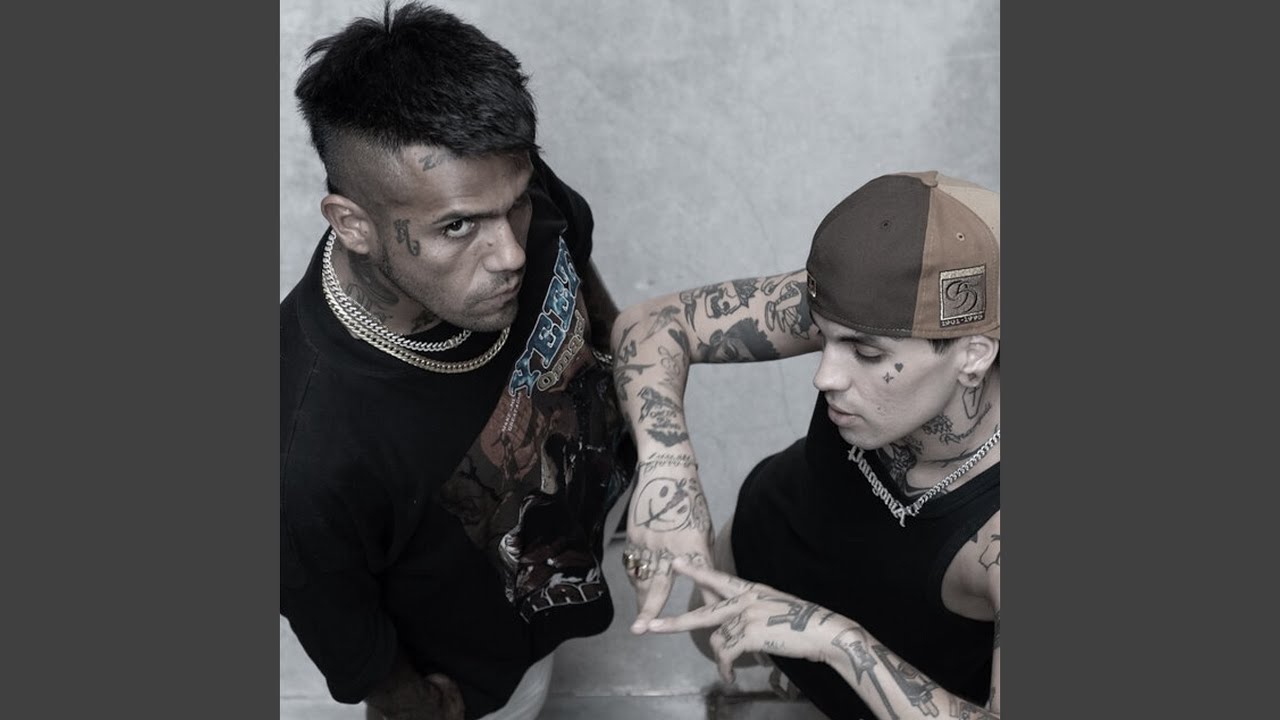 Chicos Del Barrio