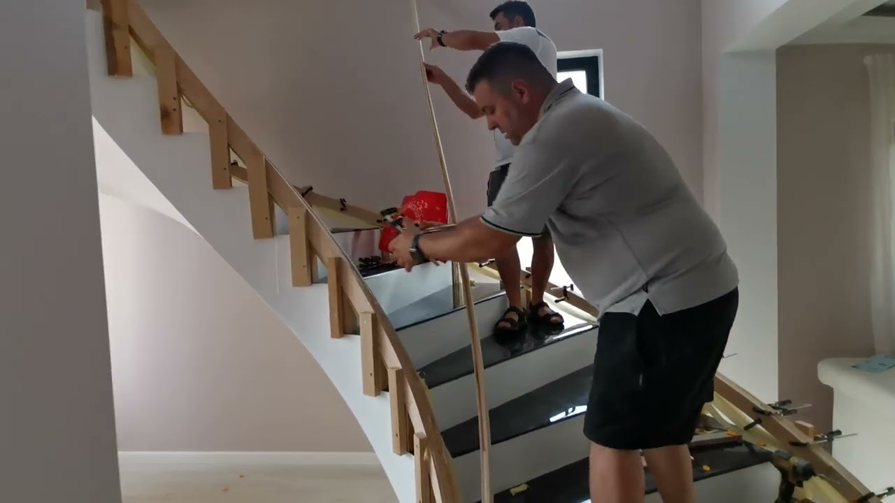 Cum se face o mana curenta la o scara elicoidală episodul 2