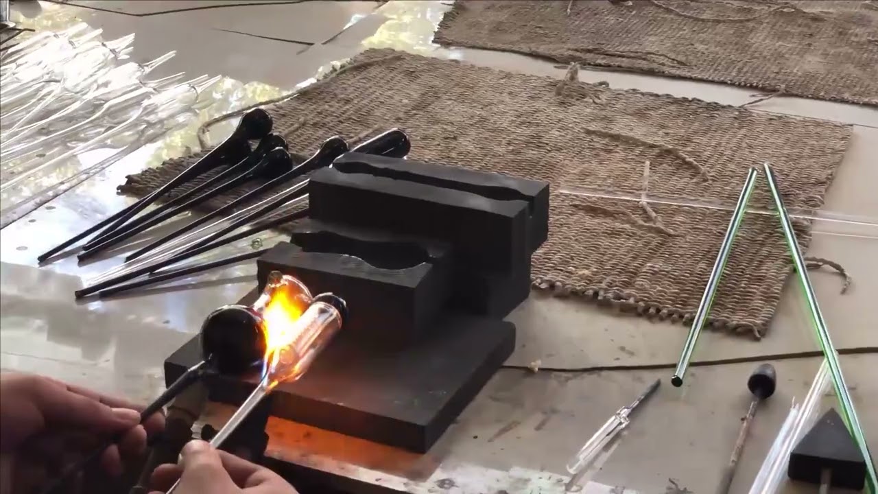 Blow and assemble a classic bubbler bong