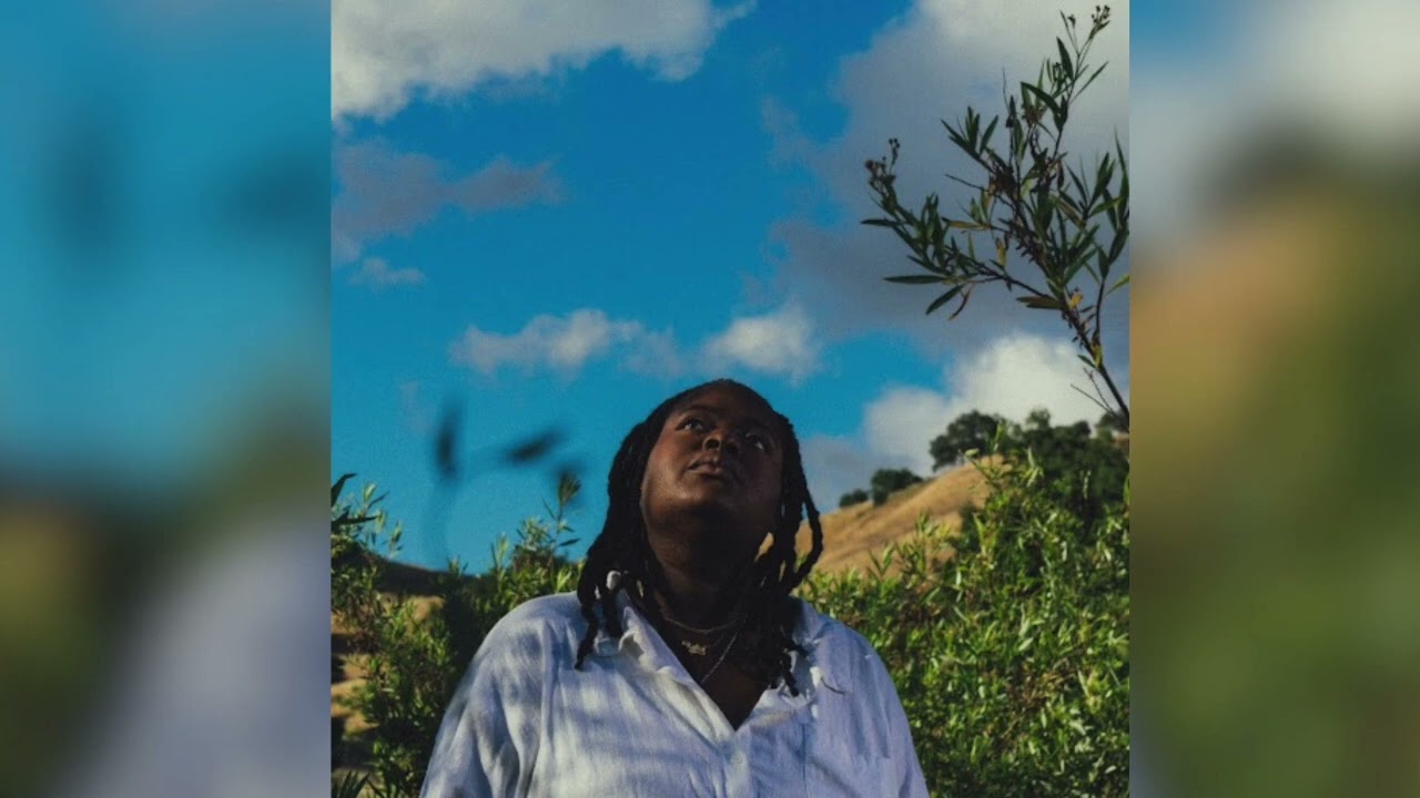 CHIKA &ndash; A Gap In The Clouds (Official Audio)