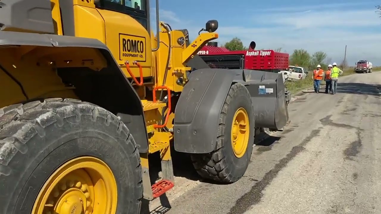 480Xi Wheel Assist Road Reclaimer
