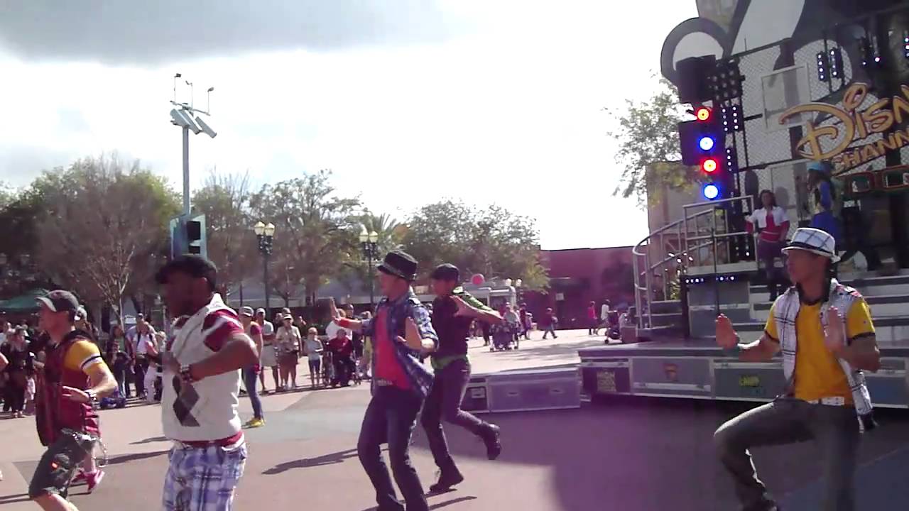 Disney Channel rocks Hollywood Studios 2011