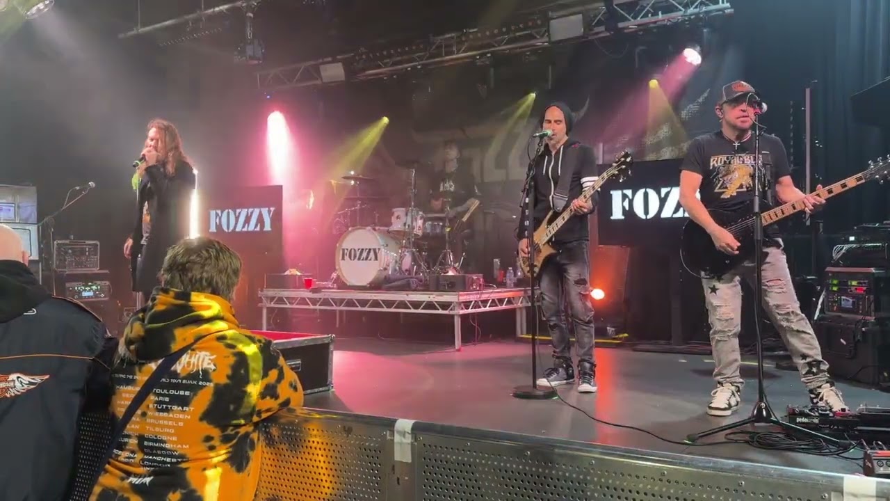 Fozzy Hey Man the VIP mini gig at Chalk Brighton UK
