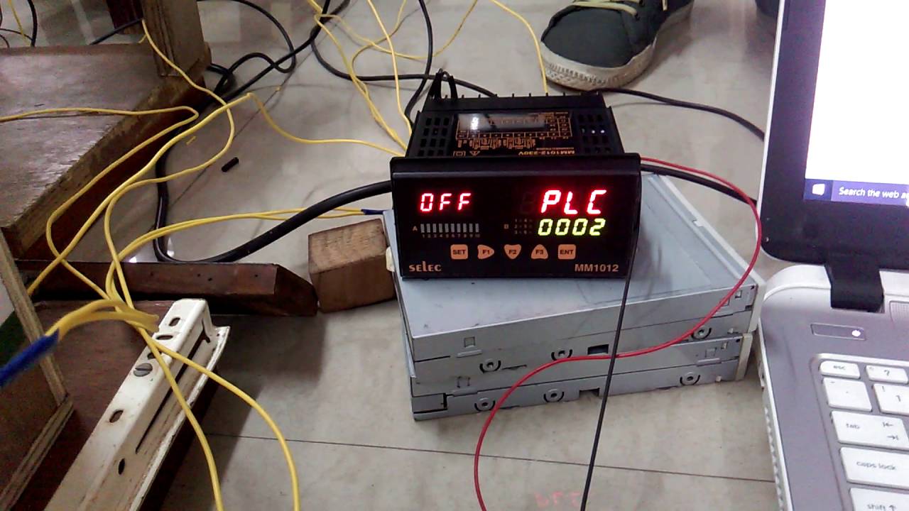 PLC BASED MATERIAL SEGGREGATION AND STORAGE.