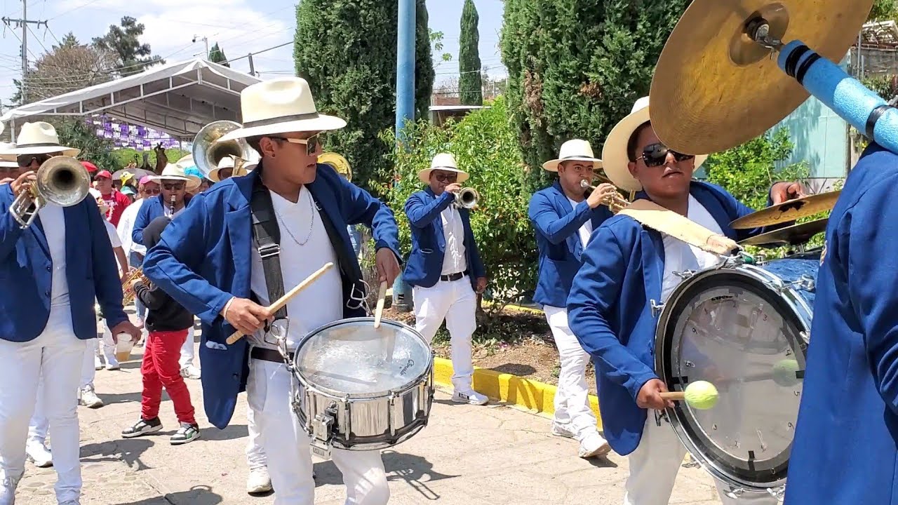 EL BURRO LOCO!!🎺 BANDA LA UNIVERSAL 2023