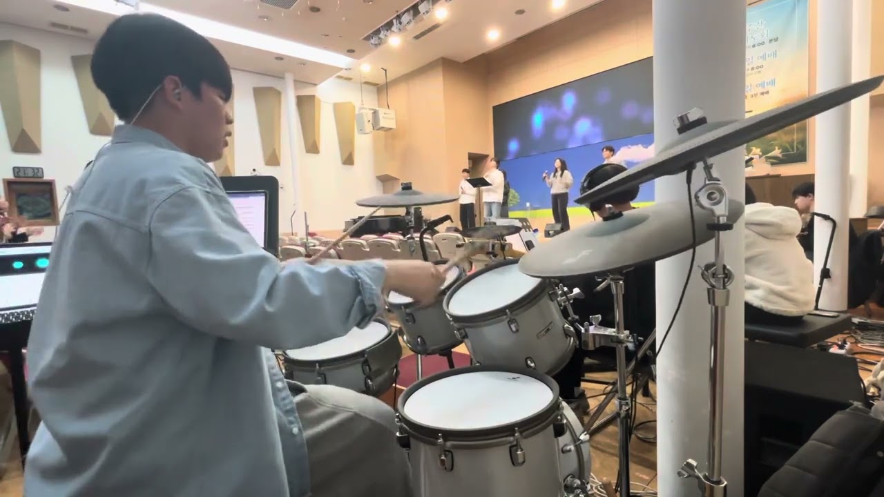 왕되신 주께 감사하세 - 마커스워십 ver.
