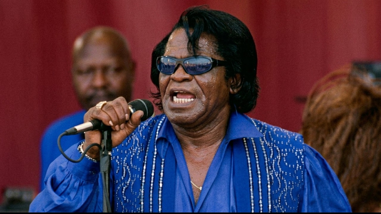 James Brown - James Brown Introduction / Get Up Offa That Thing - 7/23/1999 (Official)