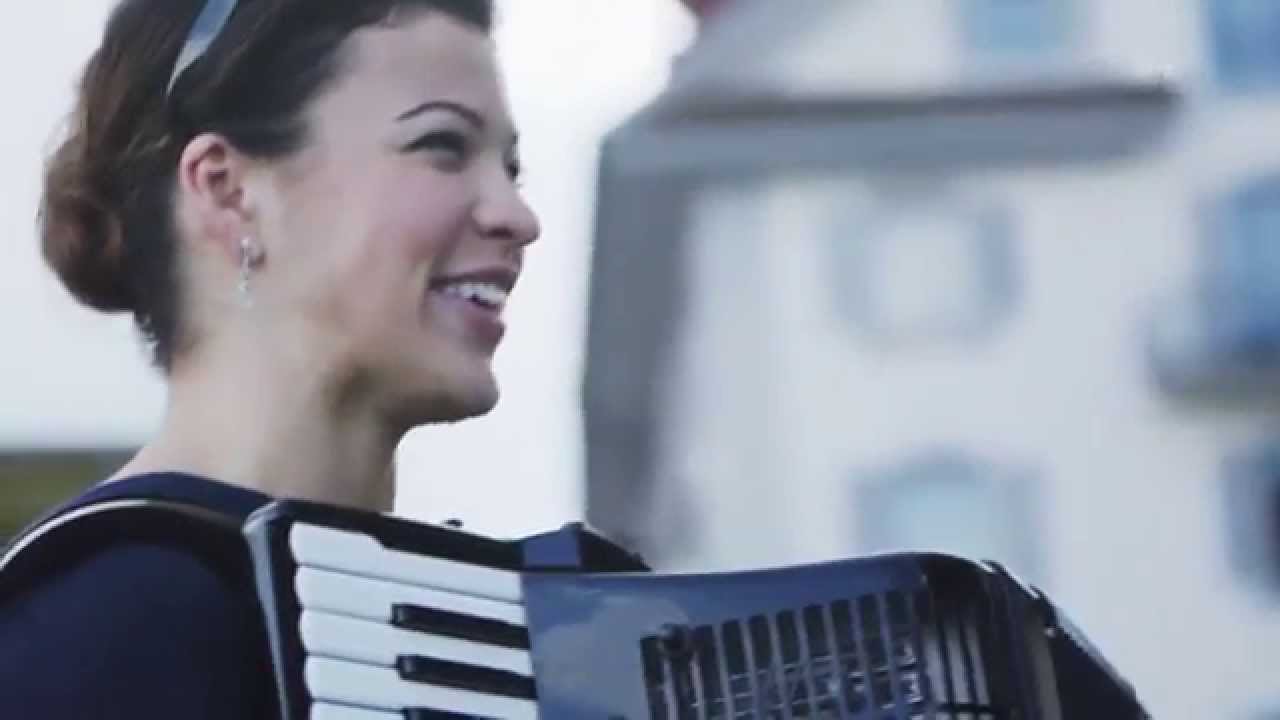 Ksenija Sidorova - Part I: Street Experiment