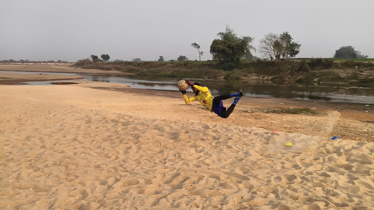 #today morning practice Full exercise new video #football #goalkeepertraining #india #gktraining 