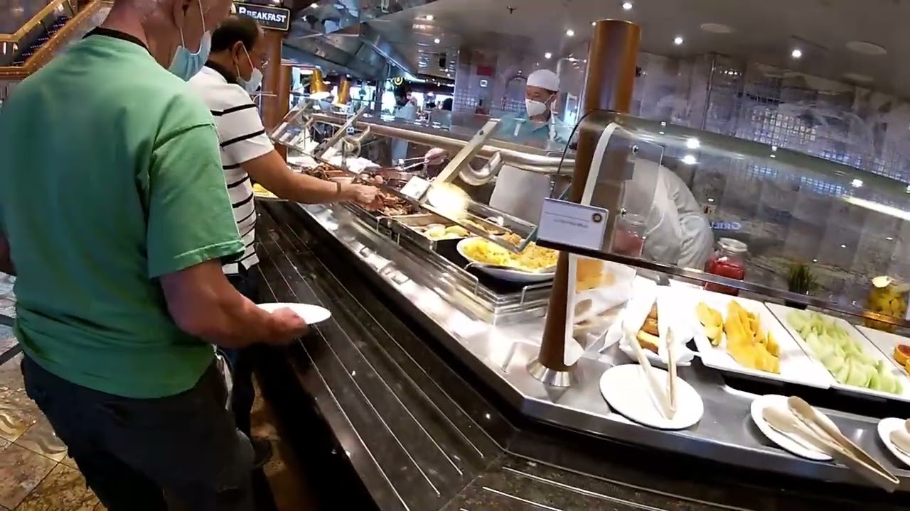 Carnival Splendor - Random Wandering on a Sea Day